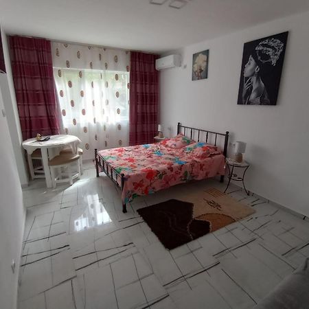 Apartament Timeea Байле Херкулане Екстериор снимка